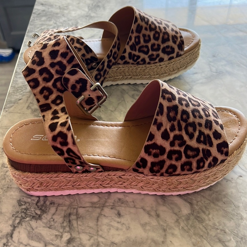Cheetah print sandals! Worn once, too big!